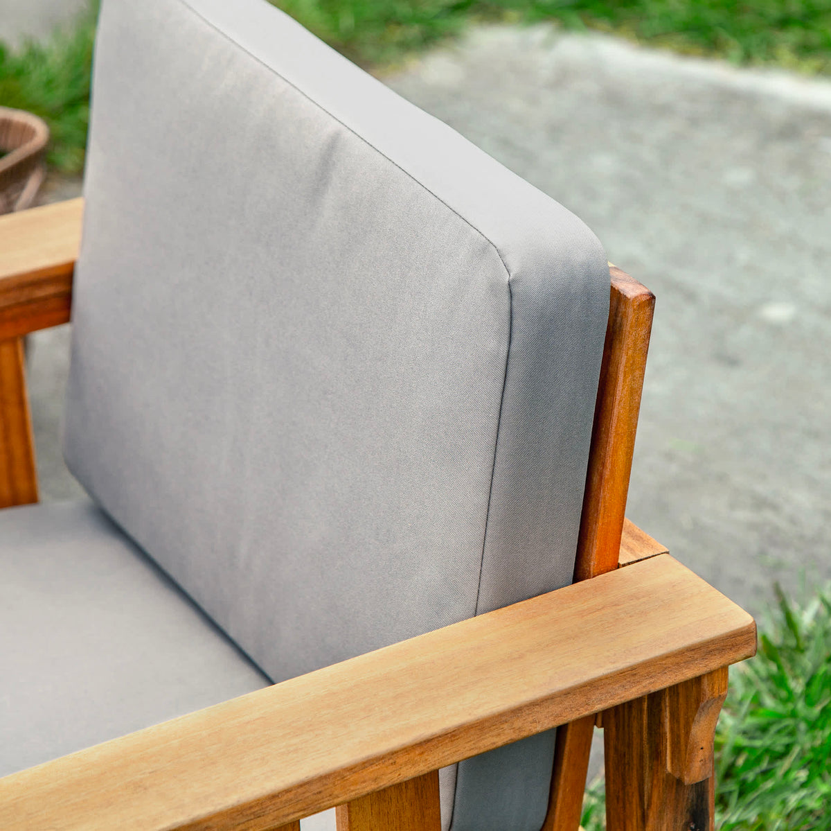 G78205 Martha Stewart Kids Outdoor Chair 2551