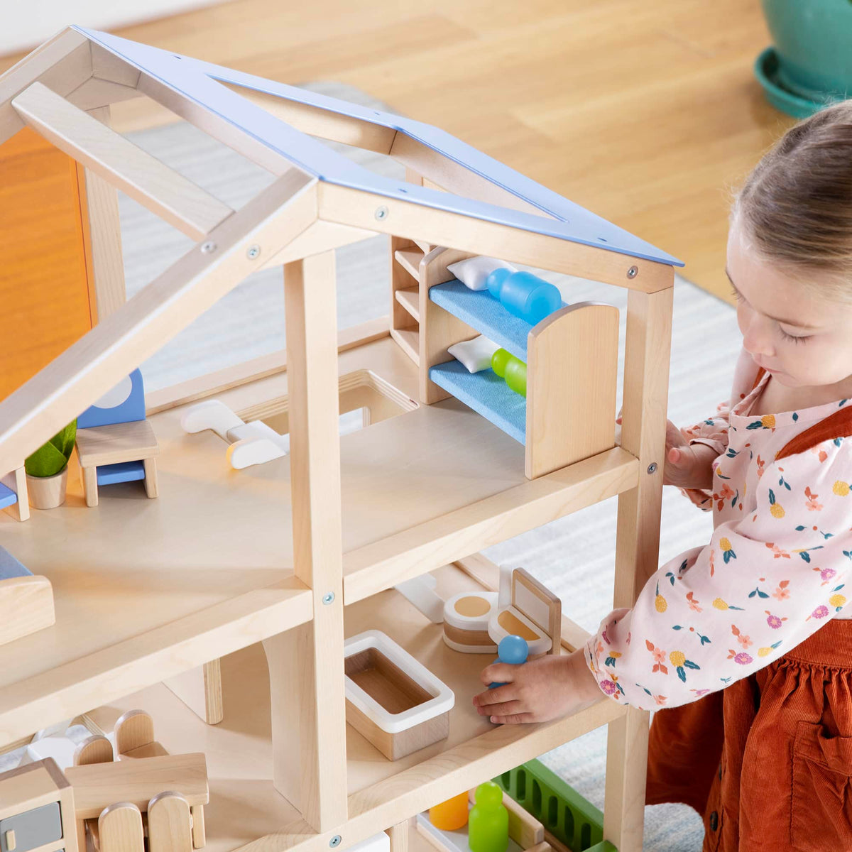 G15504 Modern Home Dollhouse Lifestyle 4