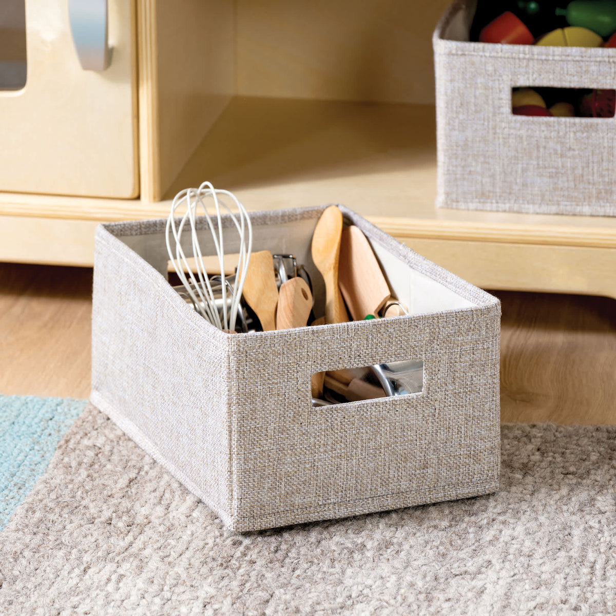 G80431 EdQ Kitchen Stove and Sink and Oven Natural Env 0640 | Natural