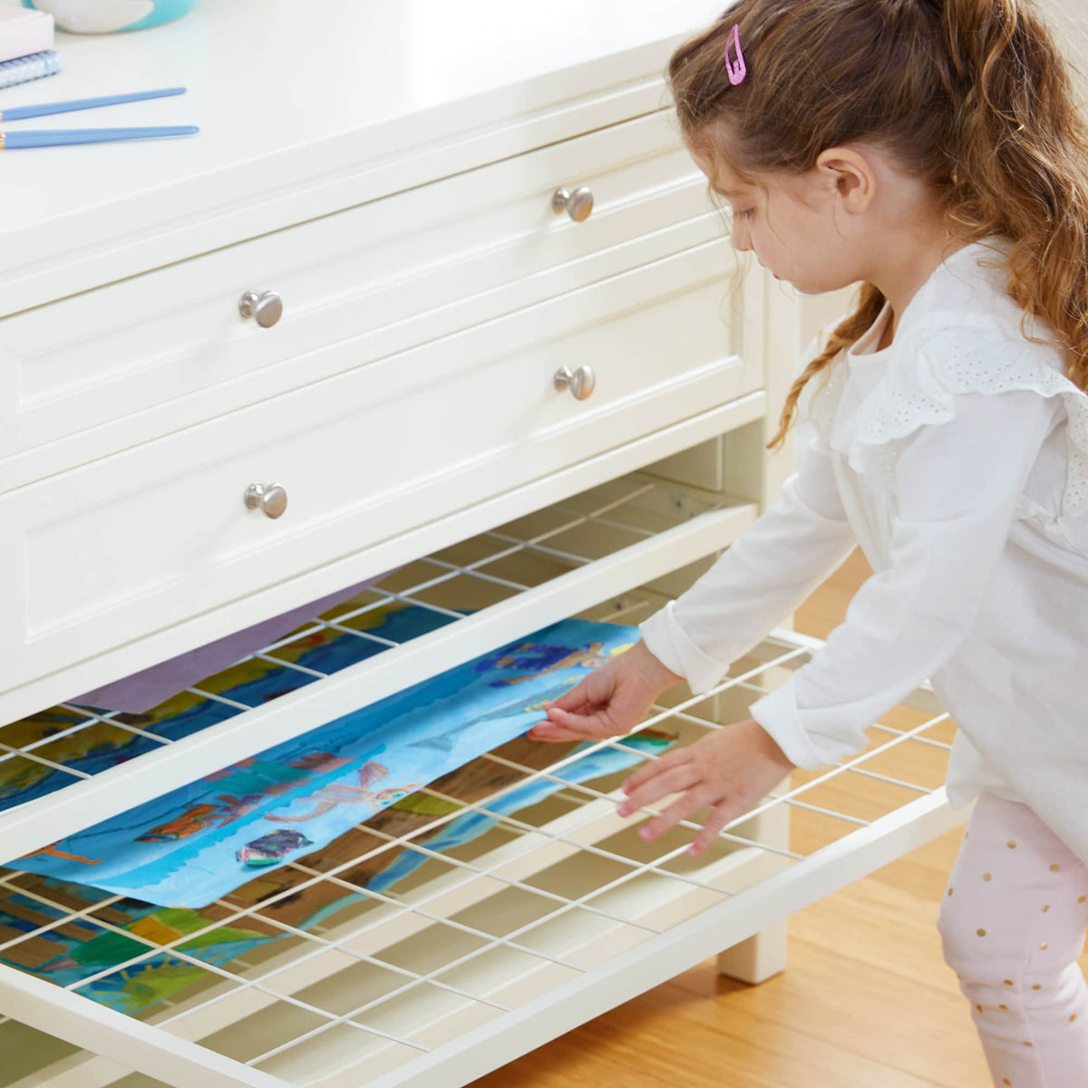 G77100 Martha Stewart Crafting Kids Art Storage with Drying Racks White Lifestyle 1 | Linen White