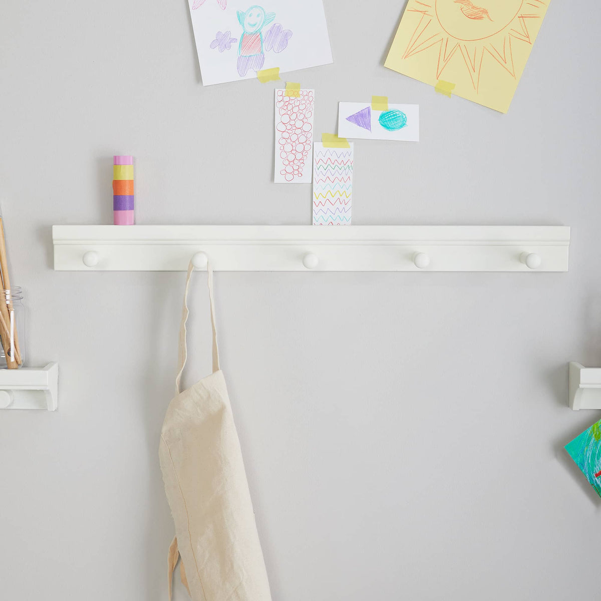 G77115 Martha Stewart Crafting Kids Peg Bar White Env 1 | Linen White